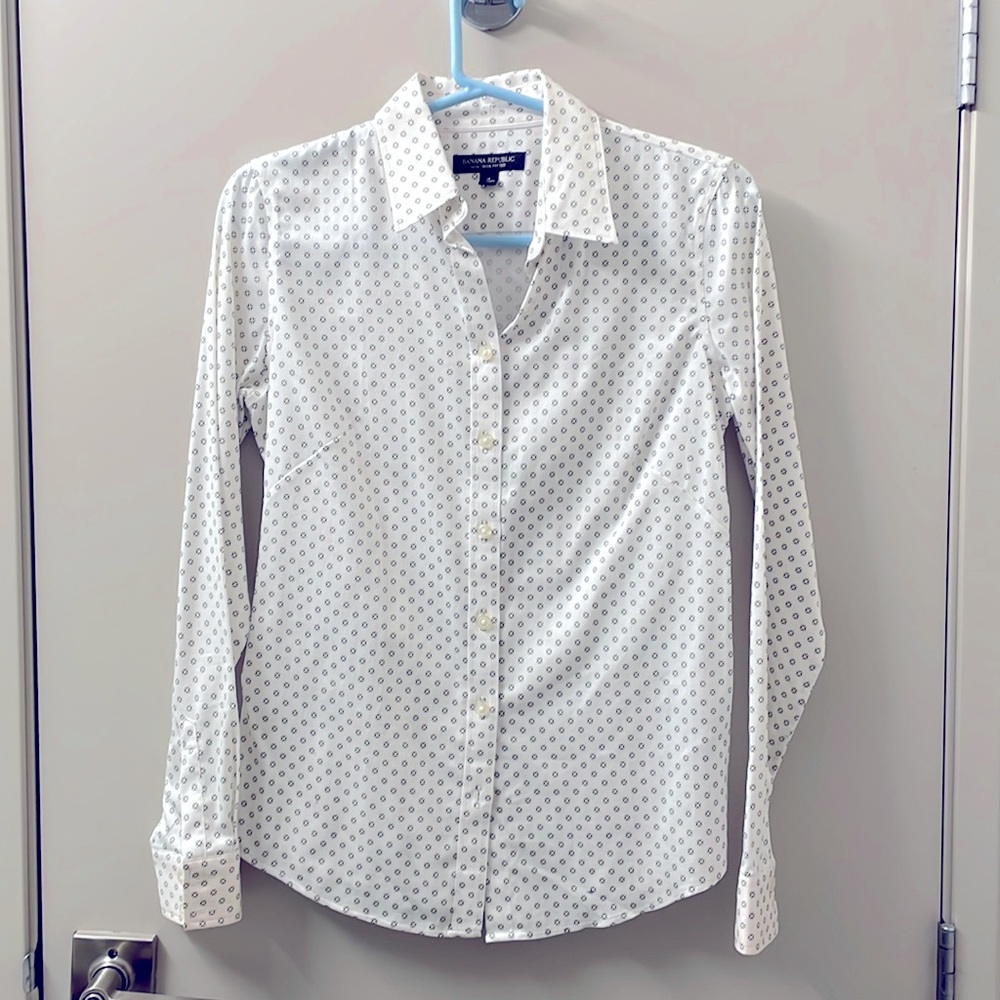 Banana Republic non-iron shirt